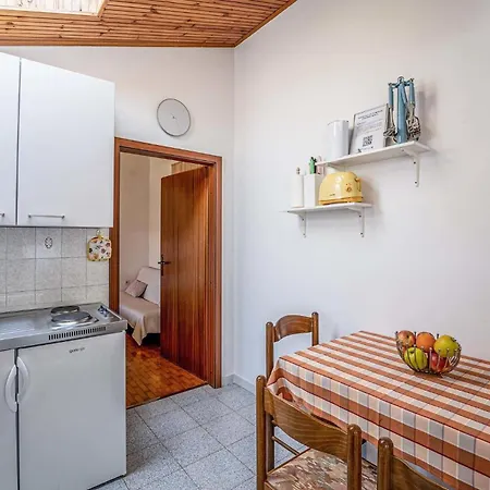 Apartment Cozy In With Wifi Medulin